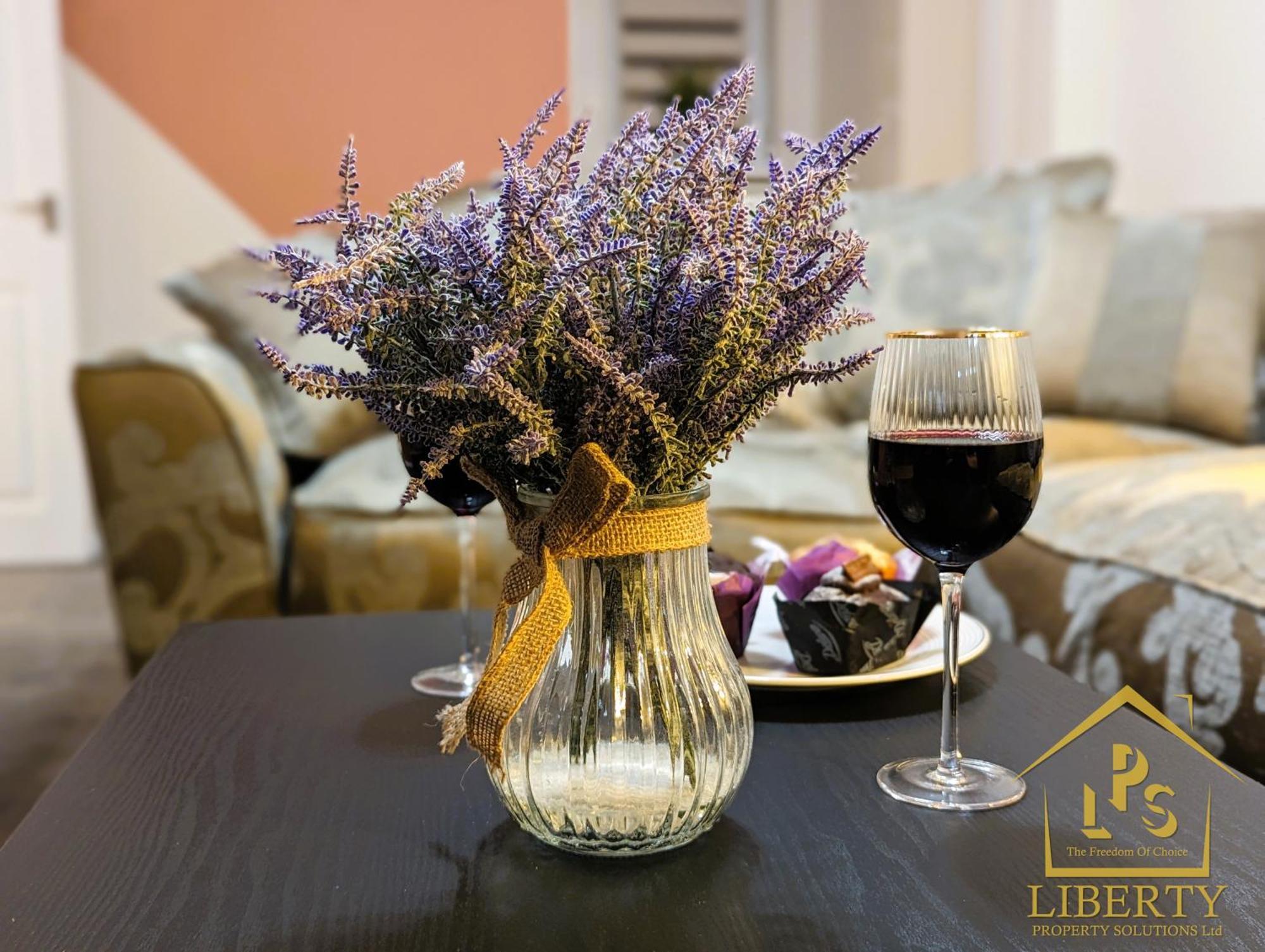 6 Guests * 4 Bedroom * Free Wi-Fi *הנטיגדון מראה חיצוני תמונה
