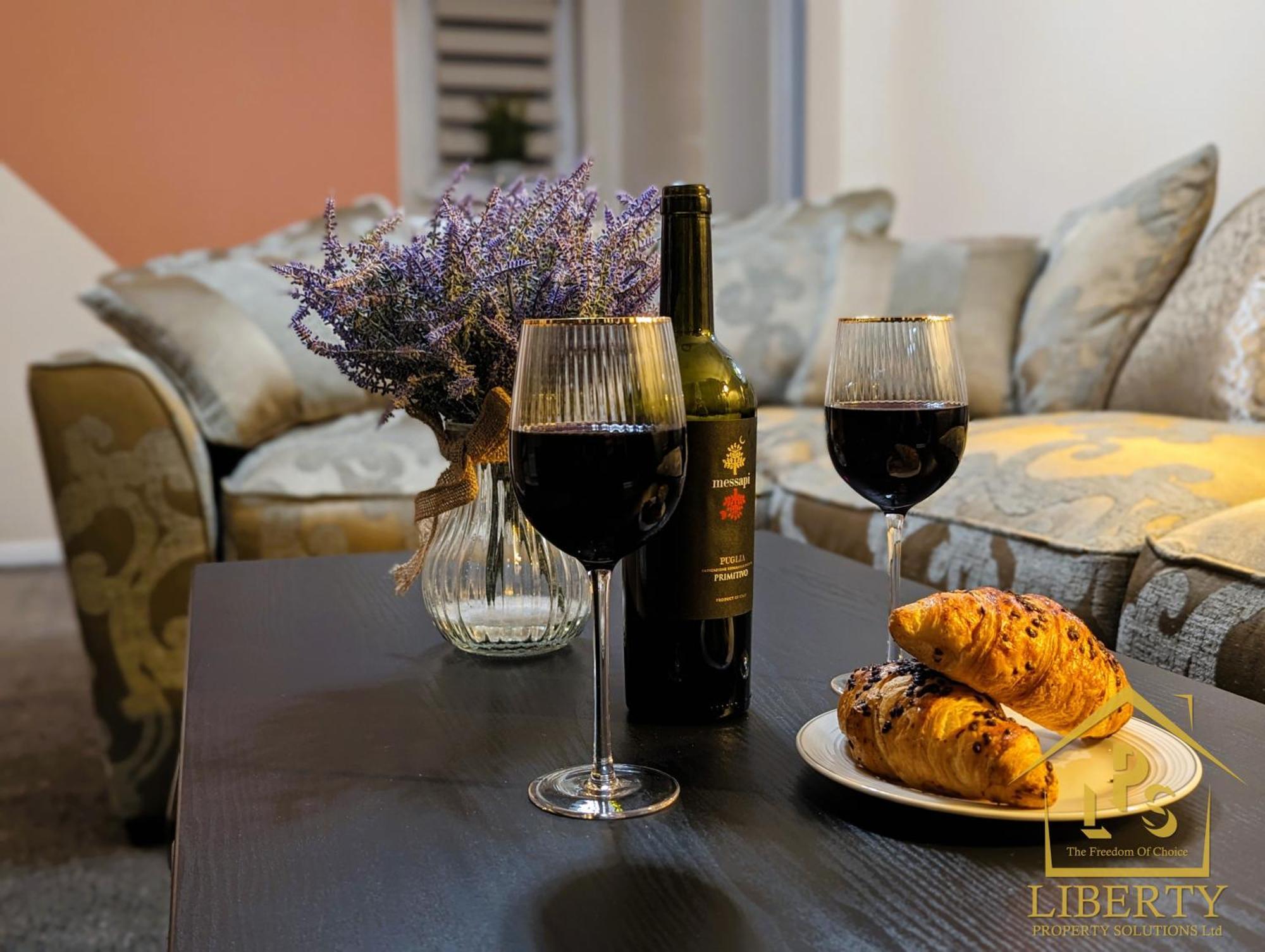 6 Guests * 4 Bedroom * Free Wi-Fi *הנטיגדון מראה חיצוני תמונה
