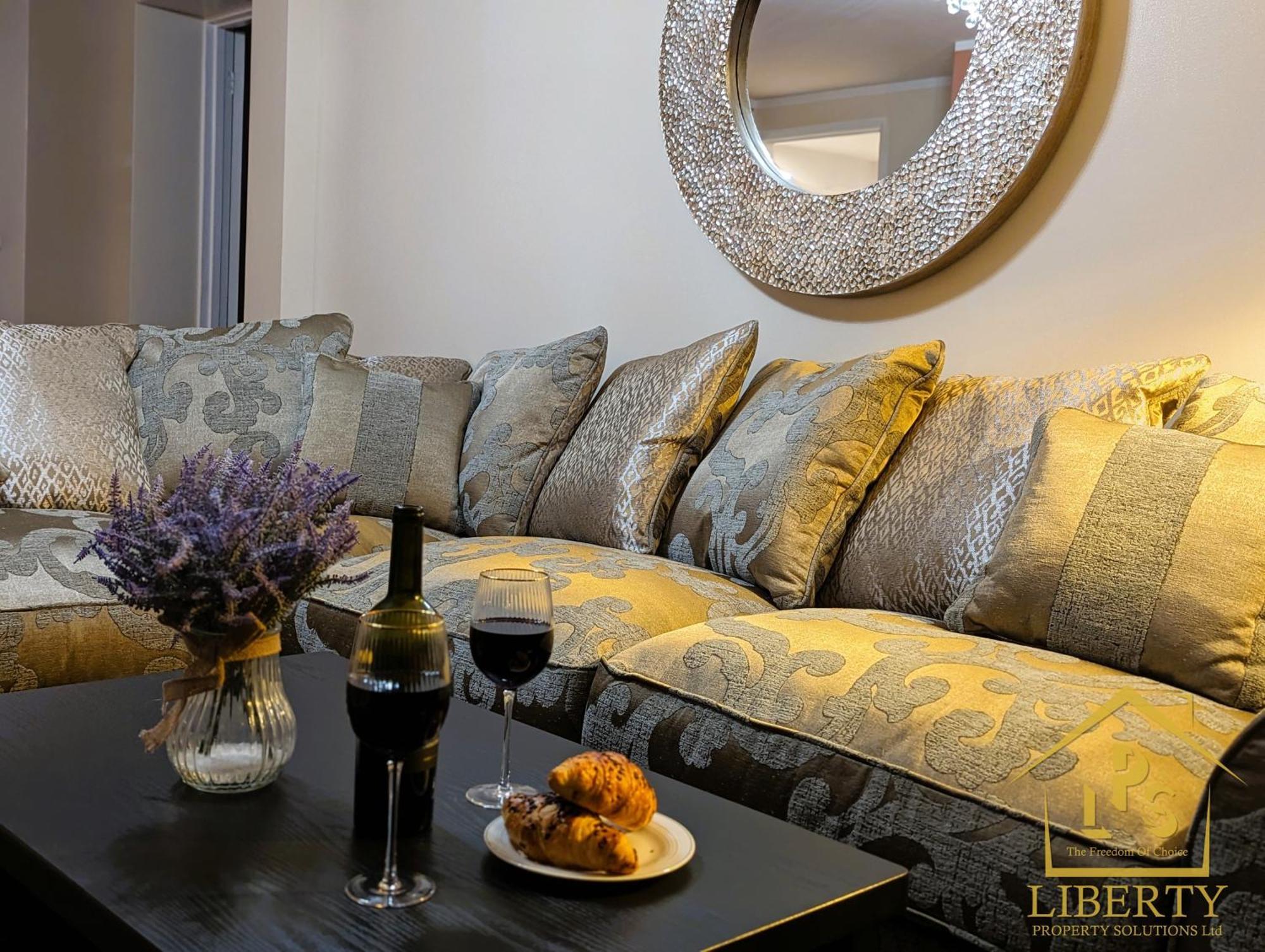 6 Guests * 4 Bedroom * Free Wi-Fi *הנטיגדון מראה חיצוני תמונה