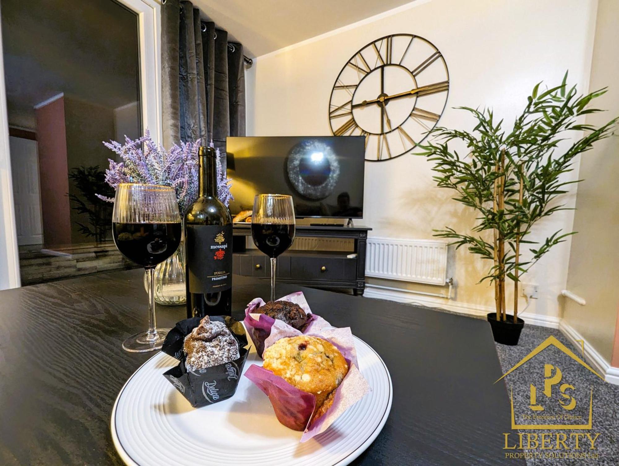 6 Guests * 4 Bedroom * Free Wi-Fi *הנטיגדון מראה חיצוני תמונה