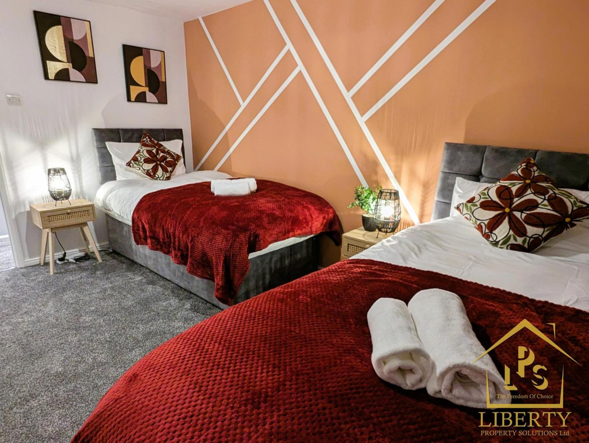 6 Guests * 4 Bedroom * Free Wi-Fi *הנטיגדון מראה חיצוני תמונה