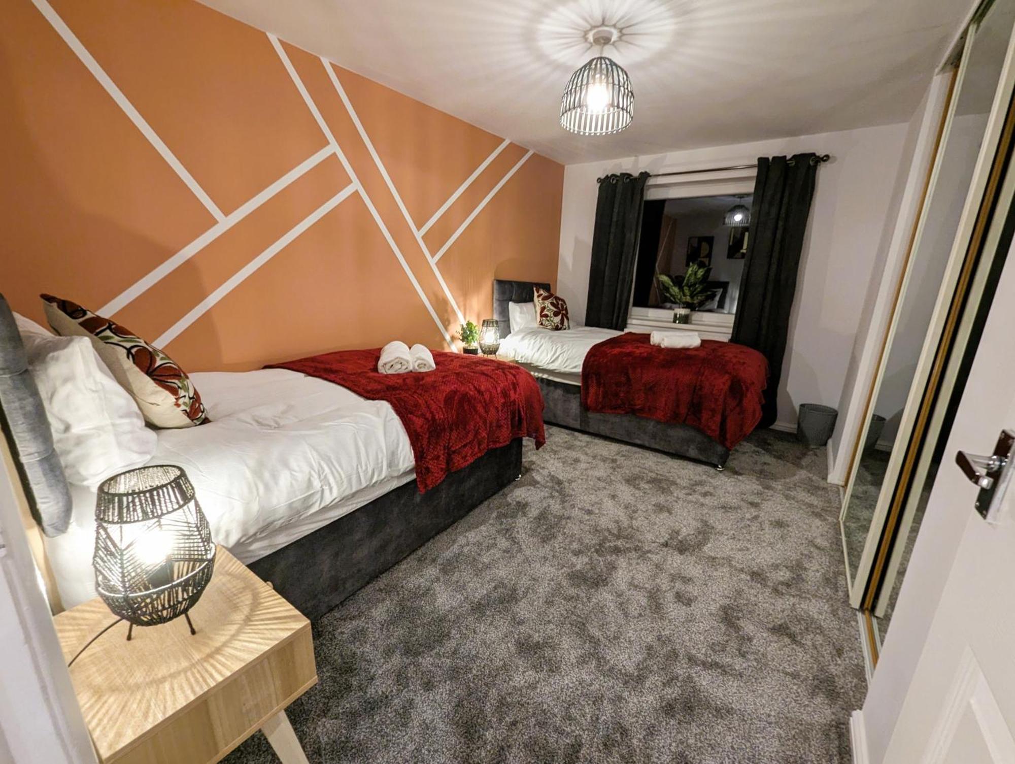 6 Guests * 4 Bedroom * Free Wi-Fi *הנטיגדון מראה חיצוני תמונה